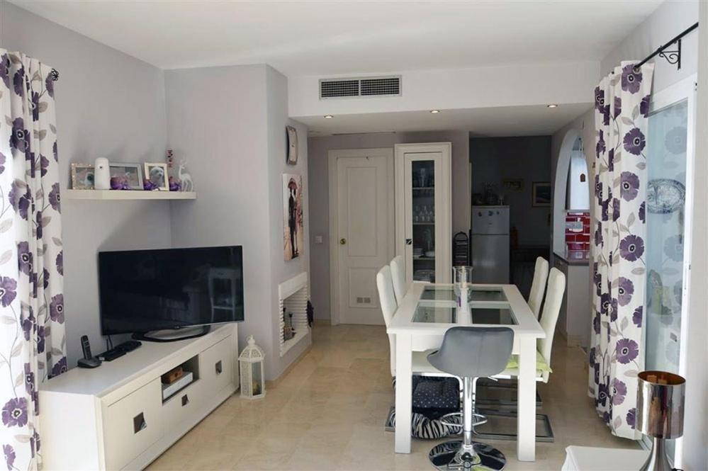 Apartamento Estepona Golf Екстериор снимка