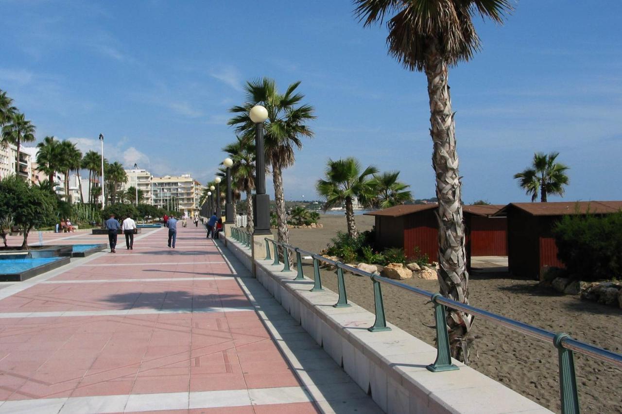 Apartamento Estepona Golf Екстериор снимка